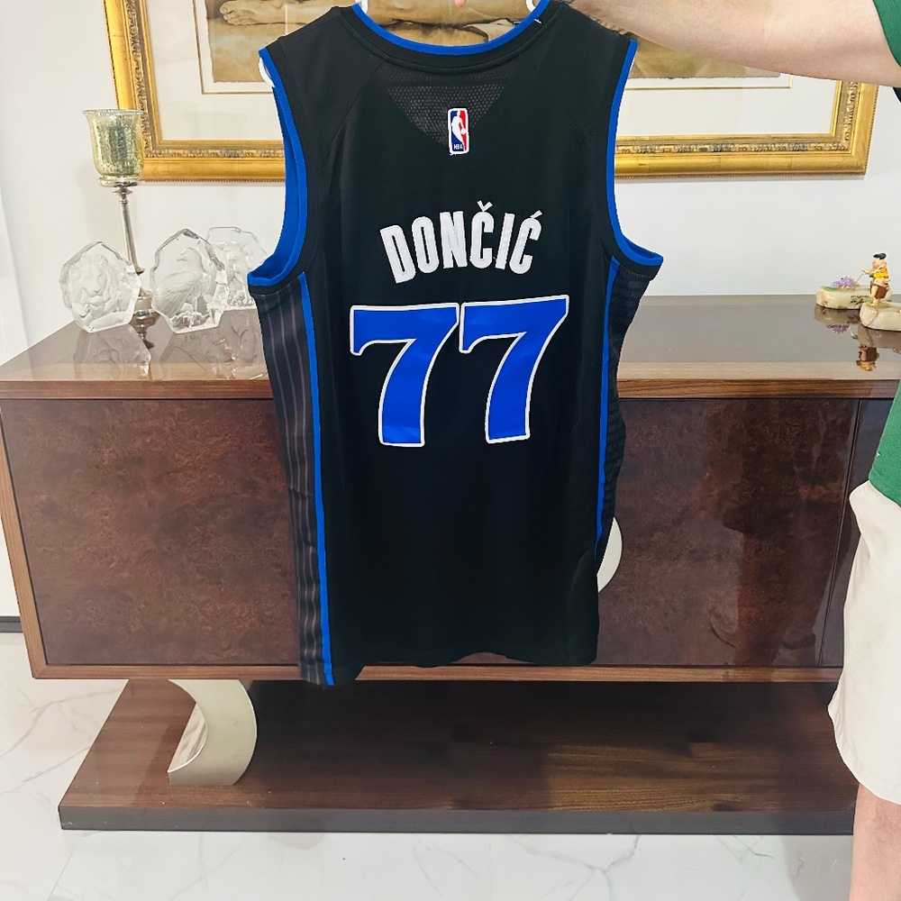 Luka Doncic Dallas Mavericks Finals Jersey Mens Size 50